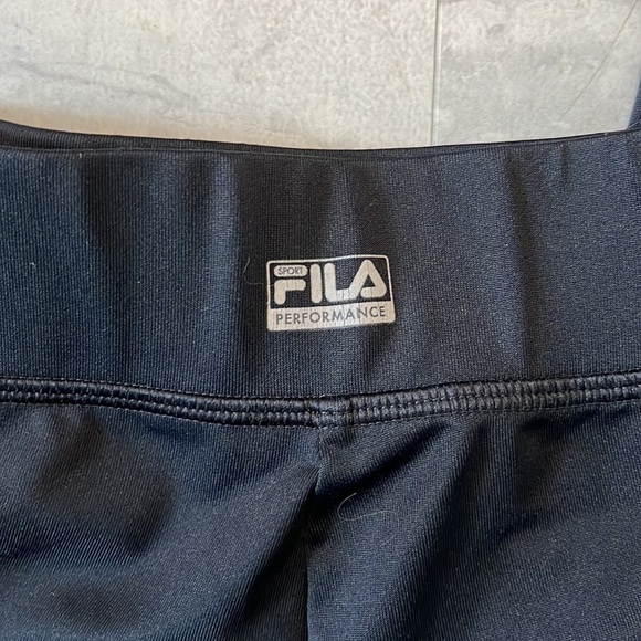 Fila   Sport leggings   Black   Size M
NWOT - Picture 8 of 9
